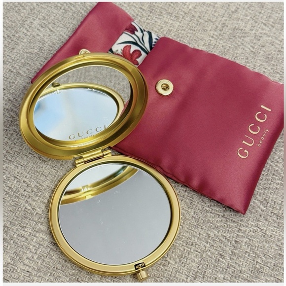 Gucci Gold Floral Beauty Double Sided Compact Mirror with Burgundy Pouch NWT - Picture 3 of 10